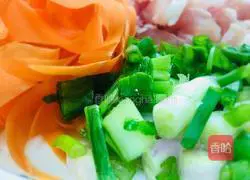 Illustration of how to make fried rice noodles (Cantonese style) 3