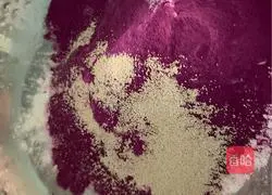 Illustration of how to make colorful rose steamed buns 2