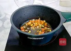 Illustration of how to make mushroom and egg noodles 5