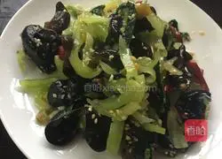 Illustration of how to make fungus lettuce salad 6