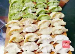 For dumplings Illustrations of three kinds of eating 6