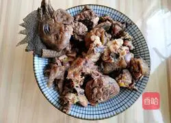 Illustration of how to make shepherd's purse stewed with black bone chicken soup 3