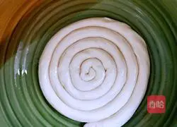 Illustration of how to draw strips on the plate 15