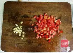 Black pepper and tomato noodles Illustration of how to make noodles 1