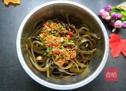 Illustration of how to make cold kelp shreds 16