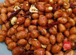 Illustration of how to make spicy peanuts 2