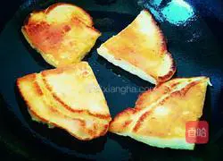 Illustration of how to make banana yogurt egg pancake 11