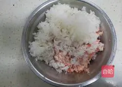 White Illustration of how to make radish and pork dumplings 3