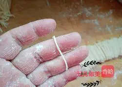 Illustration of how to make baby corn noodles 10