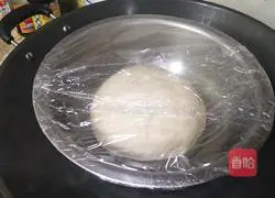 Illustration of how to make milk steamed buns 5