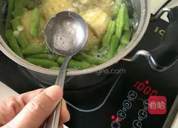 Illustration of how to make sweet melon, bean and corn soup 5