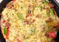 Illustration of how to make Hawaiian fruit pizza 11