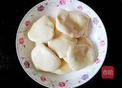 Illustration of how to make Shaanxi fried noodles 5