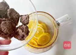 Illustration of how to make Xianhua plum lemonade 8