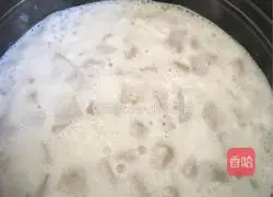 Illustration of how to make taro, coconut milk and sago 5