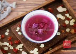 Peach Gum Soap Illustration of how to make Jiaonizuocai Purple Sweet Potato Soup 13