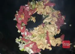 Illustration of how to make fried cold noodles 4