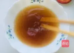 Illustration of how to make a bowl of steamed oil duck 3