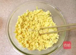 Illustration of how to make cornmeal steamed buns 2