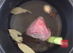 Illustration of how to make Roujiamo 5