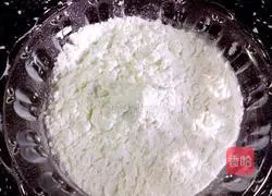 Illustration of how to make braised noodles in old Beijing 13