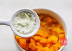 Illustration of how to make poppy milk cheese sweet potato cake 4