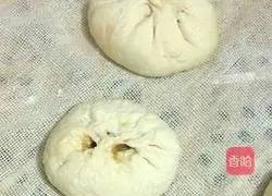 Illustration of how to make cabbage and meat buns 11