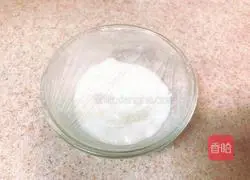 Illustration of how to make 65-degree tangzhong hamburger embryos 4