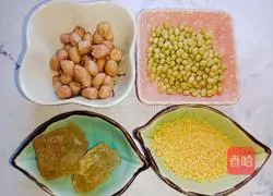 Illustration of how to make peanut, soybean and millet soy milk 1