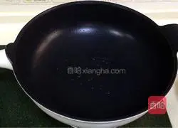 Illustration of how to make carrot and egg pancakes 11