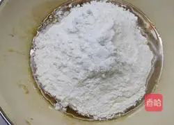 Illustration of how to make brown sugar and jujube hair cake 9