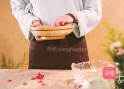 Illustration of how to make Emperor Wu's favorite Baihua cake to satisfy his craving for Hua Chao Festival 2