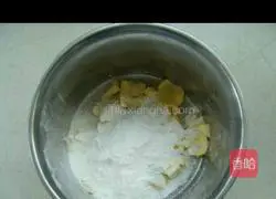 Illustration of how to make red date biscuits 2