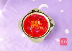 Illustration of how to make healthy cantaloupe and dragon fruit sweet soup 1