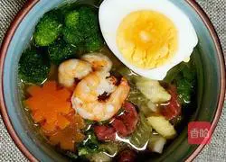 Illustration of how to make bone soup shrimp cat ear noodles 11