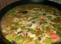 Hot noodle soup recipe 10