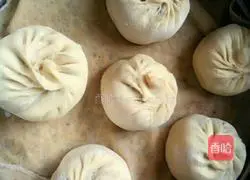 Illustration of how to make big buns 5