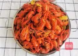 Illustration of how to make spicy beer crayfish➕braised noodles 10