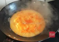 Illustration of how to make shrimp head and tofu soup 6