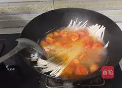 Illustration of how to make tomato noodles 5