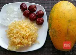 Red Dates, Papaya and Tremella Soup Illustration of how to do it 1