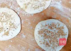 Illustration of how to make salt and pepper pancakes 8