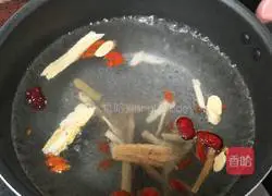 Recipe for adzuki bean herbal ribs soup Illustration 2