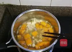 Illustration of how to make minced meat and pumpkin soup 6