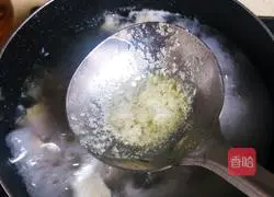 Illustration of how to make chicken soup noodles 4