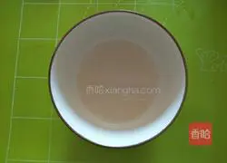 Illustration of how to make succulent steamed buns 1