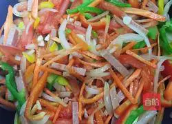 Illustration of how to make colorful fried ramen 6