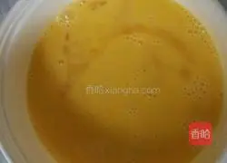 Illustration of how to make scrambled eggs with leeks 2