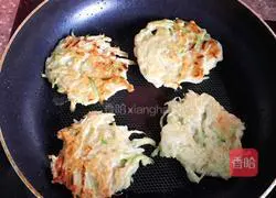 Illustration of how to make shredded radish cake 5