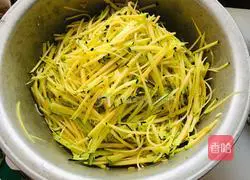 Illustration of how to make pumpkin and vegetable buns 1